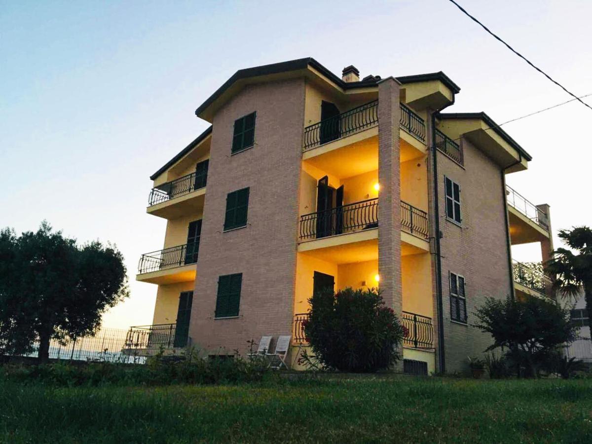 La Collina Di Emma Villa Massignano Eksteriør billede